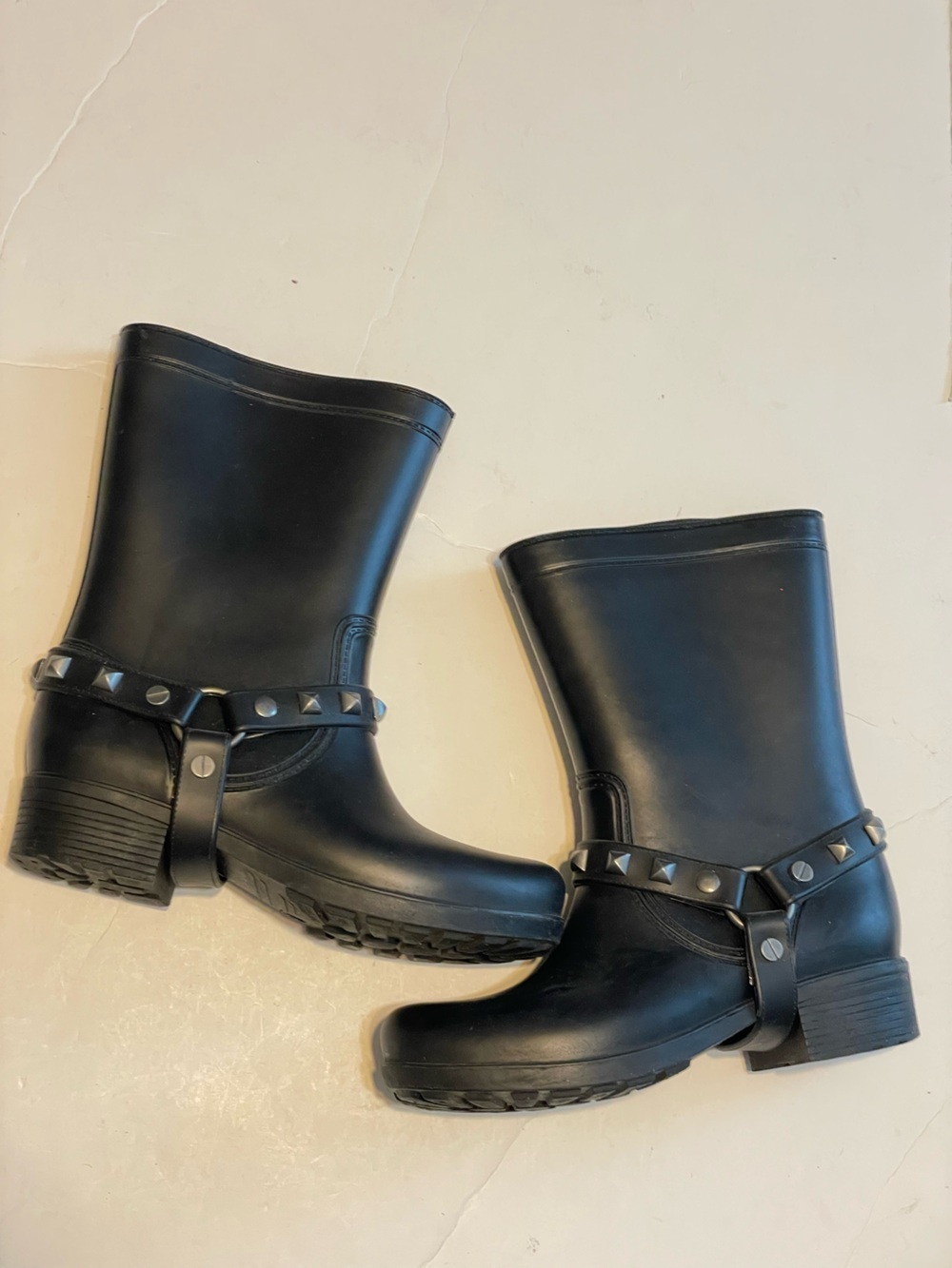 Dirty Laundry Rain Boots Women’s Size 6 Mid Calf Black Studs